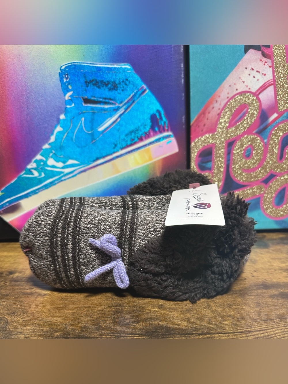 Women Secret Treasures brand faux fur slipper socks shoe sz 4-10